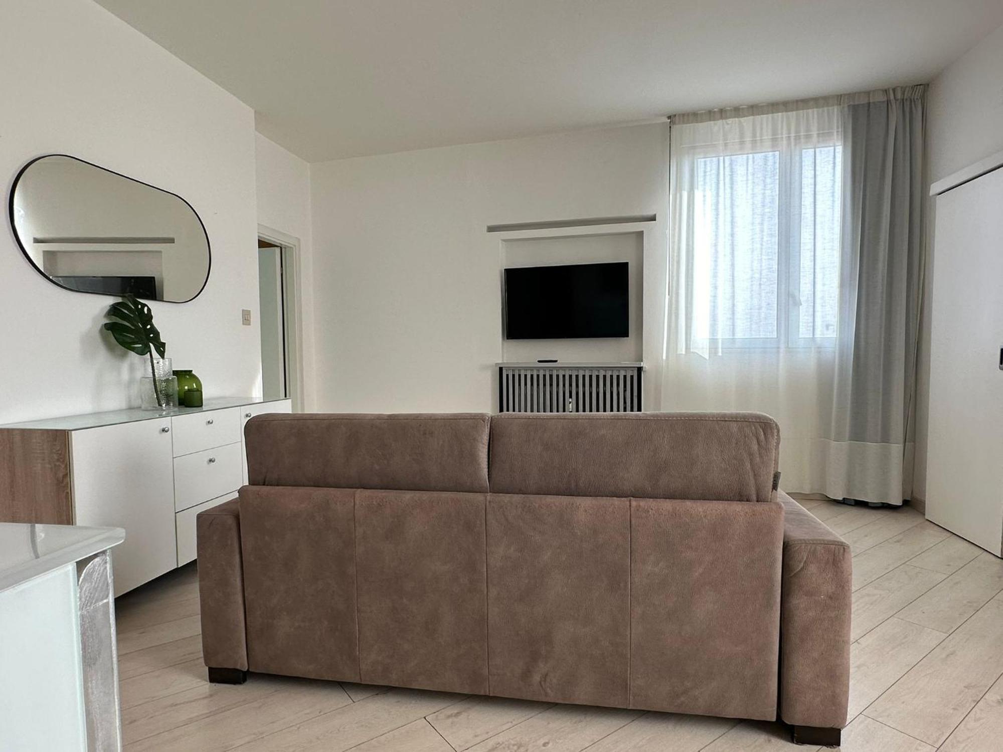 Apartment Welc-om Largo Europa View *